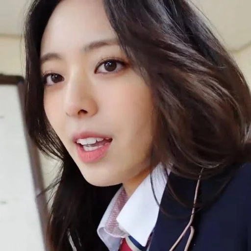 🍓 Стикер «Yuna Itzy» для Telegram