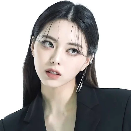 🍓 Стикер «Yuna Itzy» для Telegram