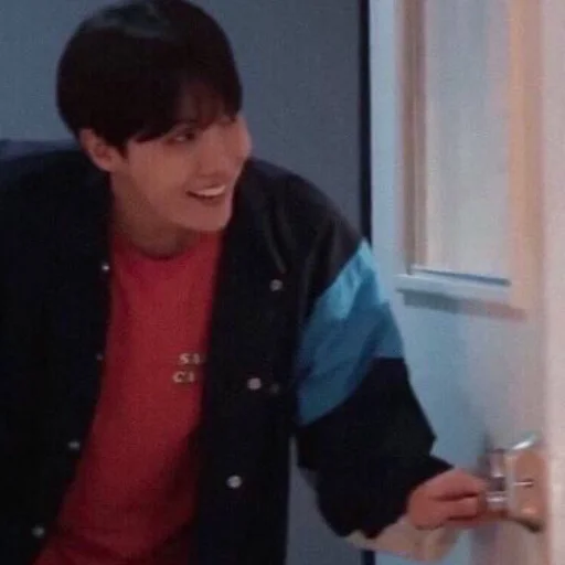 👋 Стикер «сонин протухший чай (bts)» для Telegram