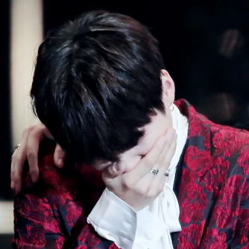 😭 Стикер «сонин протухший чай (bts)» для Telegram