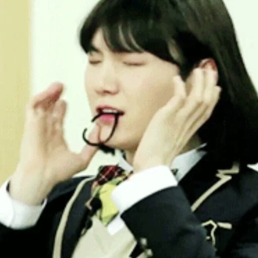 😠 Стикер «сонин протухший чай (bts)» для Telegram
