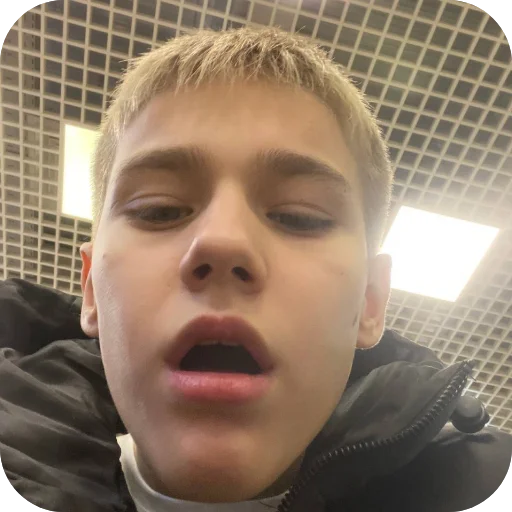💇 Стикер «фулл хаус» для Telegram