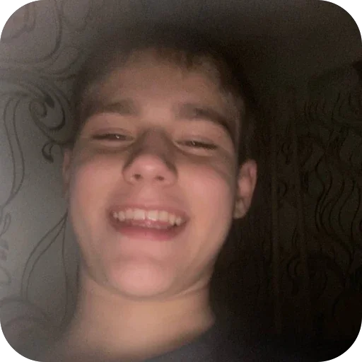 🫥 Стикер «фулл хаус» для Telegram