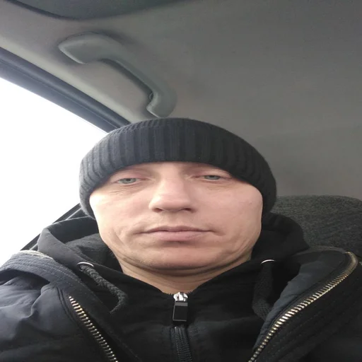 😂 Стикер «Смешные лица» для Telegram