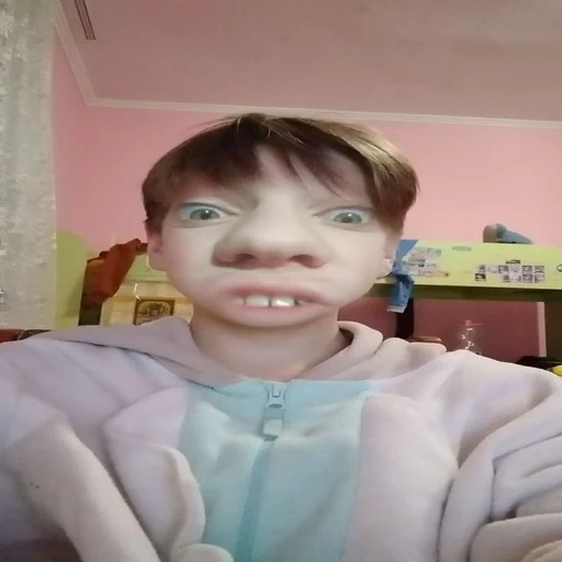 😂 Стикер «Смешные лица» для Telegram