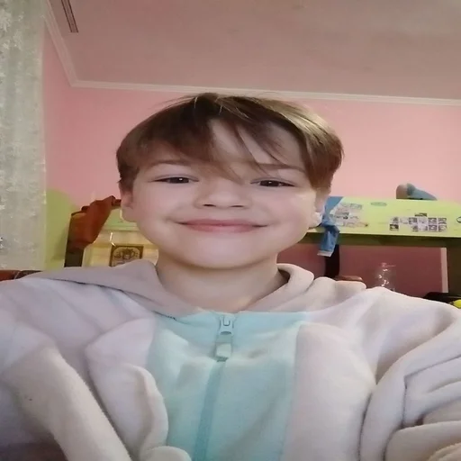 😂 Стикер «Смешные лица» для Telegram