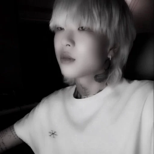 🚬 Стикер «𝑨𝑺𝑯 𝑰𝑺𝑳𝑨𝑵𝑫» для Telegram