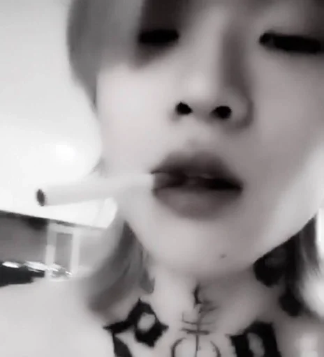 🚬 Стикер «𝑨𝑺𝑯 𝑰𝑺𝑳𝑨𝑵𝑫» для Telegram