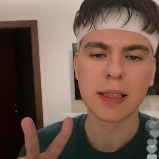 😁 Стикер «Gayazovs Brothers» для Telegram