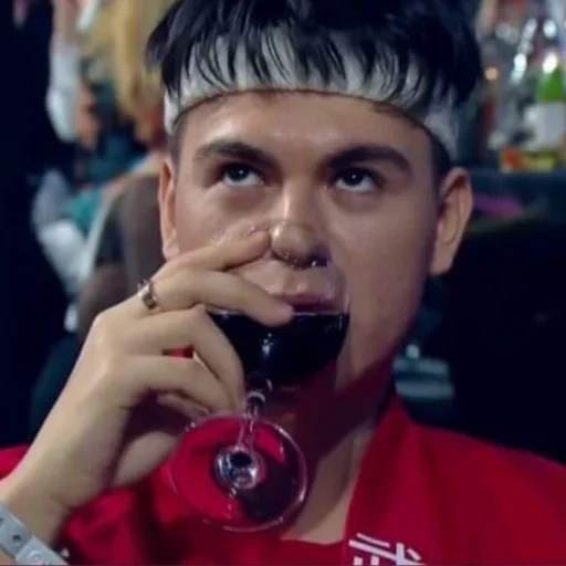 🍷 Стикер «Gayazovs Brothers» для Telegram