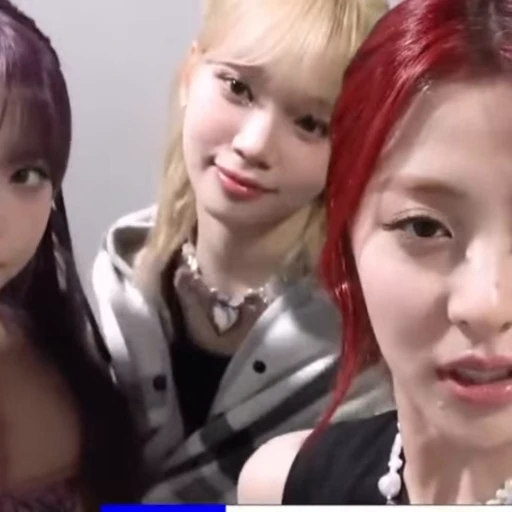 ➖ Стикер «girl korean» для Telegram
