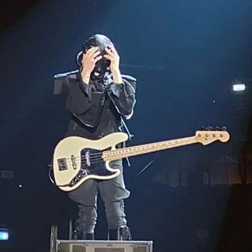 😔 Стикер «Ghost band» для Telegram