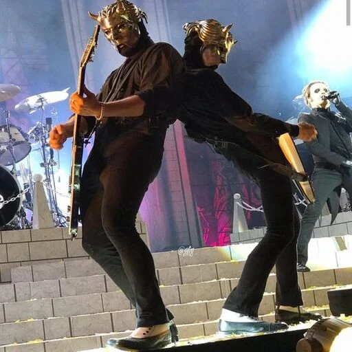😍 Стикер «Ghost band» для Telegram