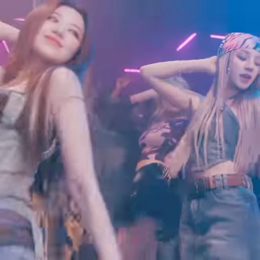 💜 Стикер «(G)I-DLE Queencard» для Telegram