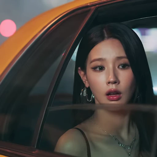 💜 Стикер «(G)I-DLE Queencard» для Telegram