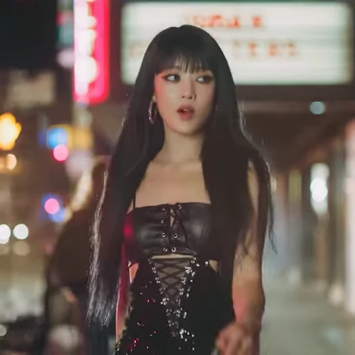 💜 Стикер «(G)I-DLE Queencard» для Telegram