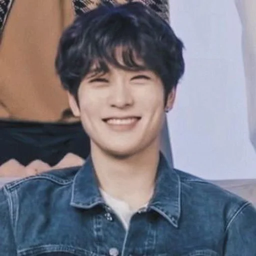 🔐 Стикер «JAEHYUN and giovano» для Telegram