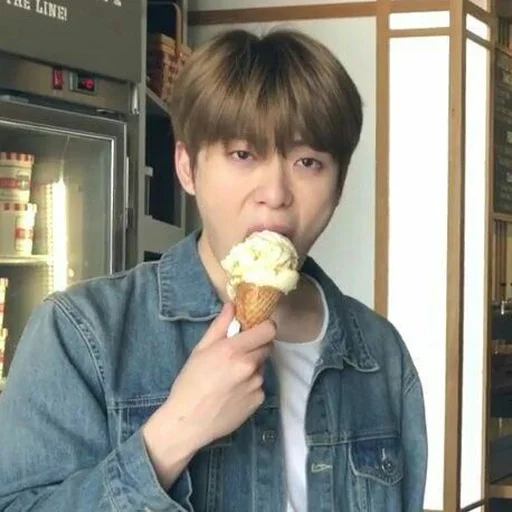 🐤 Стикер «giovano and JAEHYUN» для Telegram