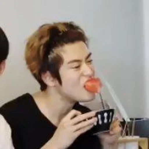 👾 Стикер «GIO and JAEHYUN MEME» для Telegram