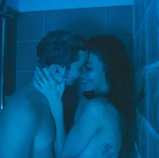 💙 Стикер «Girls Hot stories part 1» для Telegram