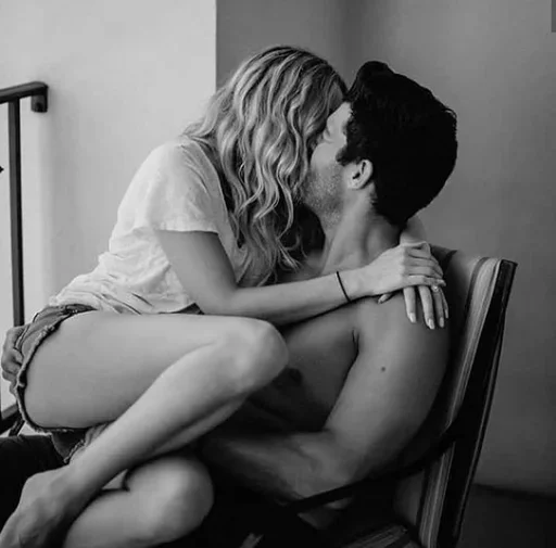 🖤 Стикер «Girls Hot stories part 1» для Telegram