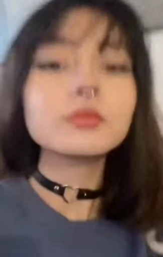 😘 Стикер «Girls Part 2» для Telegram