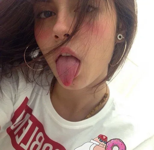 🤪 Стикер «Girls Stickers» для Telegram