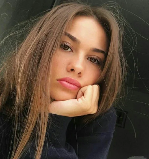 🍓 Стикер «Girly» для Telegram