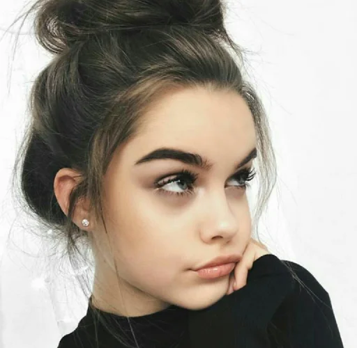 🍓 Стикер «Girly» для Telegram