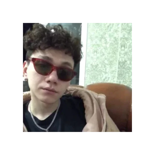 🖇 Стикер «господин запой» для Telegram