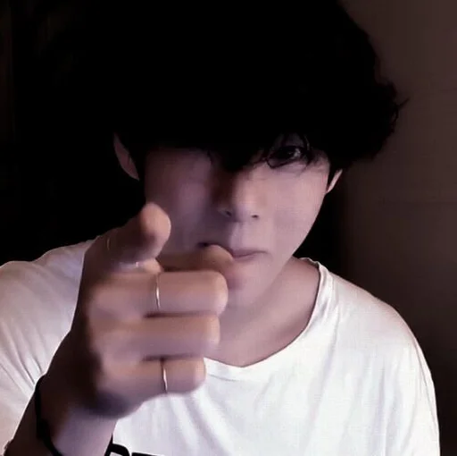🦅 Стикер «kim taehyung» для Telegram