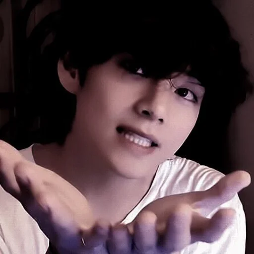 🕷 Стикер «kim taehyung» для Telegram