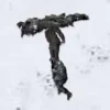 🟥 Эмодзи «200 guys is writing on the ground» для Telegram