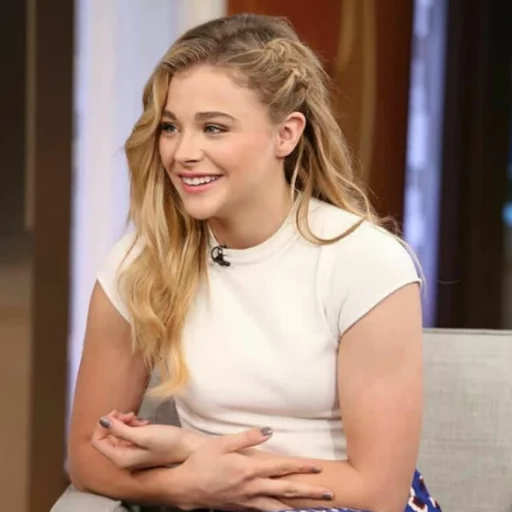 🥤 Стикер «- Chloë Moretz» для Telegram