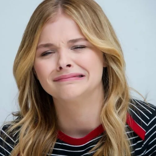 🥤 Стикер «- Chloë Moretz» для Telegram