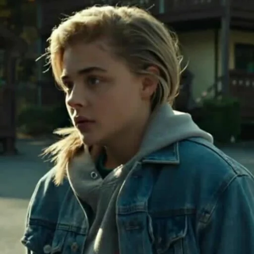 🥤 Стикер «- Chloë Moretz» для Telegram