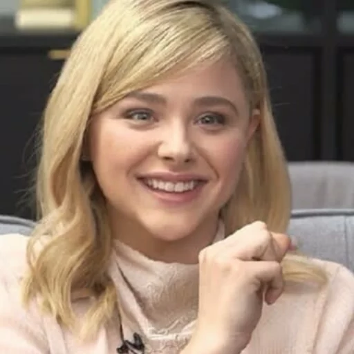 🥤 Стикер «- Chloë Moretz» для Telegram