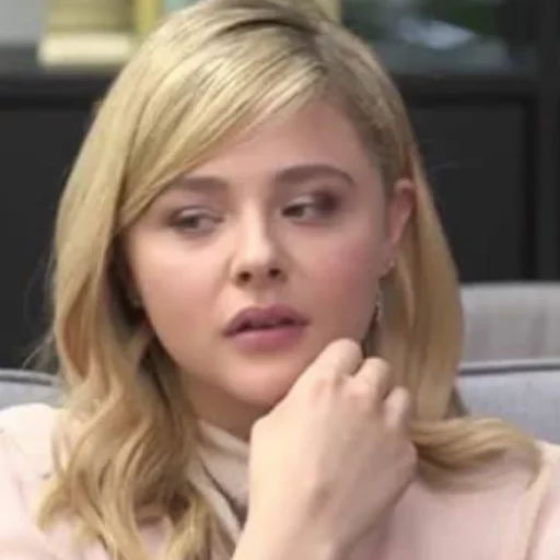 🥤 Стикер «- Chloë Moretz» для Telegram