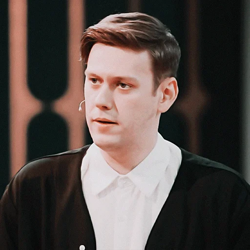 🙁 Стикер «графский цирк» для Telegram