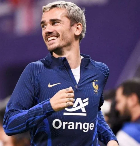 😊 Стикер «Antoine Griezmann» для Telegram