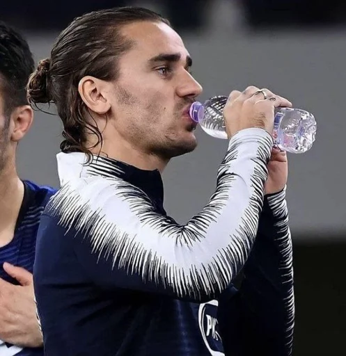 😶 Стикер «Antoine Griezmann» для Telegram