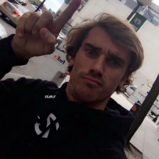 👆 Стикер «Antoine Griezmann» для Telegram