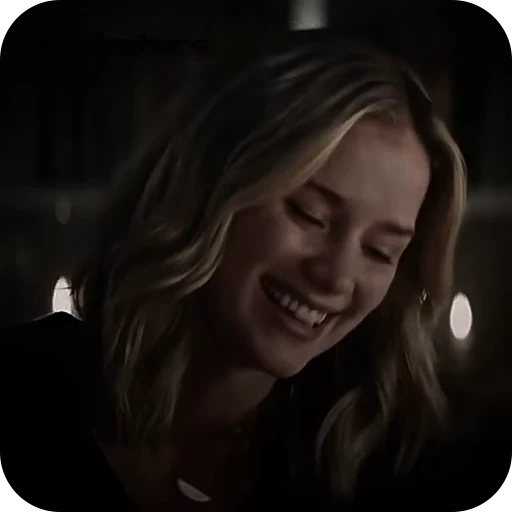 🍬 Стикер «elizabeth lail» для Telegram