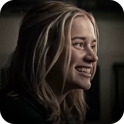 🍬 Стикер «elizabeth lail» для Telegram