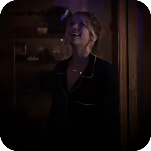 🍬 Стикер «elizabeth lail» для Telegram