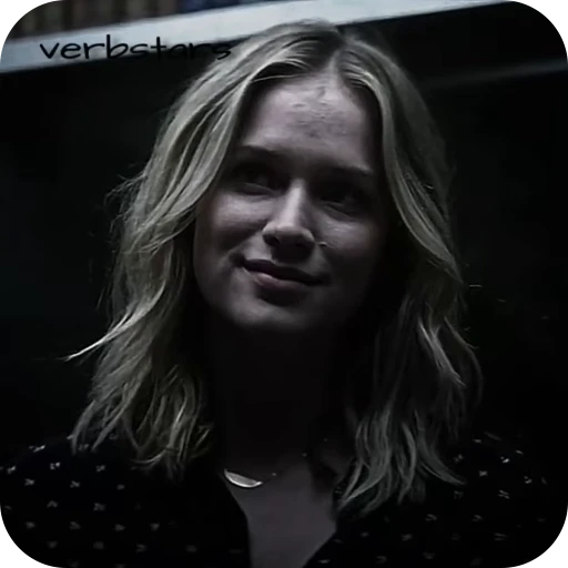 🍬 Стикер «elizabeth lail» для Telegram