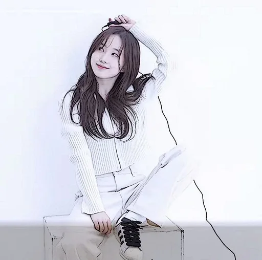 🧺 Стикер «Im Yoonah» для Telegram