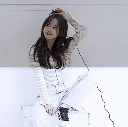 🧺 Стикер «Im Yoonah» для Telegram
