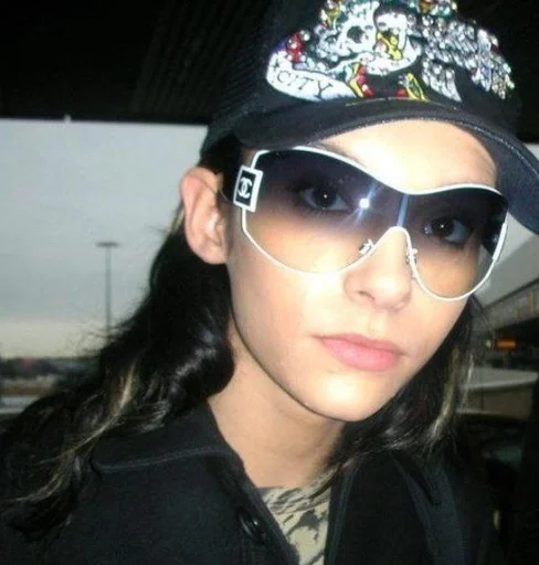 😕 Стикер «tokiohotel» для Telegram
