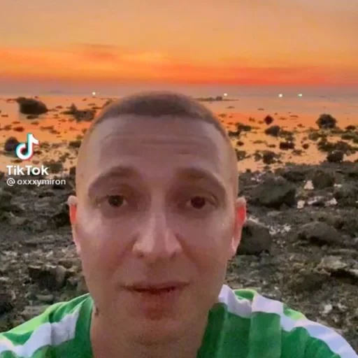 😶 Стикер «HAN» для Telegram